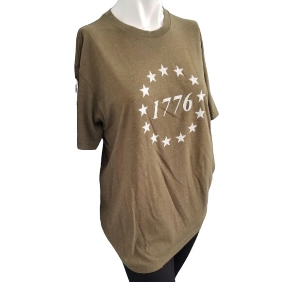 Fourth of July 1776 T-Shirt Sz Small Beige Graphic Tee Betsy Ross Flag - Picture 6 of 6